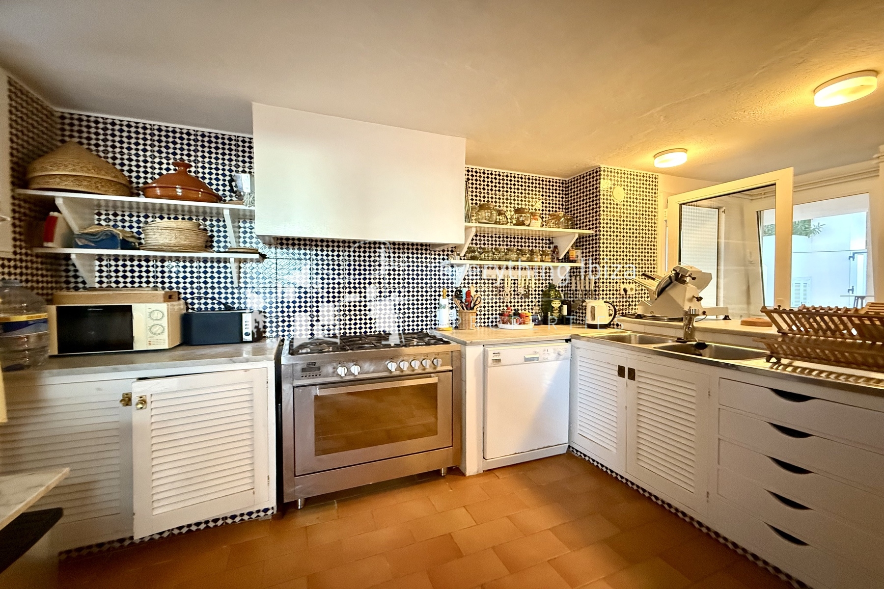 Two Charming Villas Close to the Beach with Private Pool and Stunning Panoramic Views by everything ibiza Properties - ref. 1871