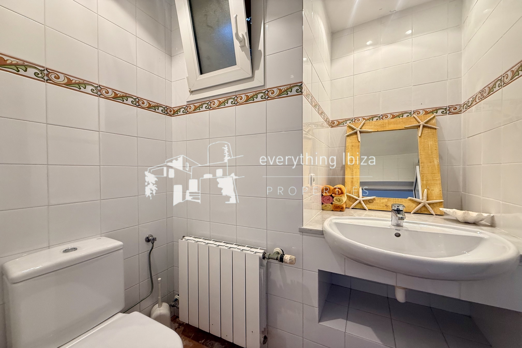 Two Charming Villas Close to the Beach with Private Pool and Stunning Panoramic Views by everything ibiza Properties - ref. 1871