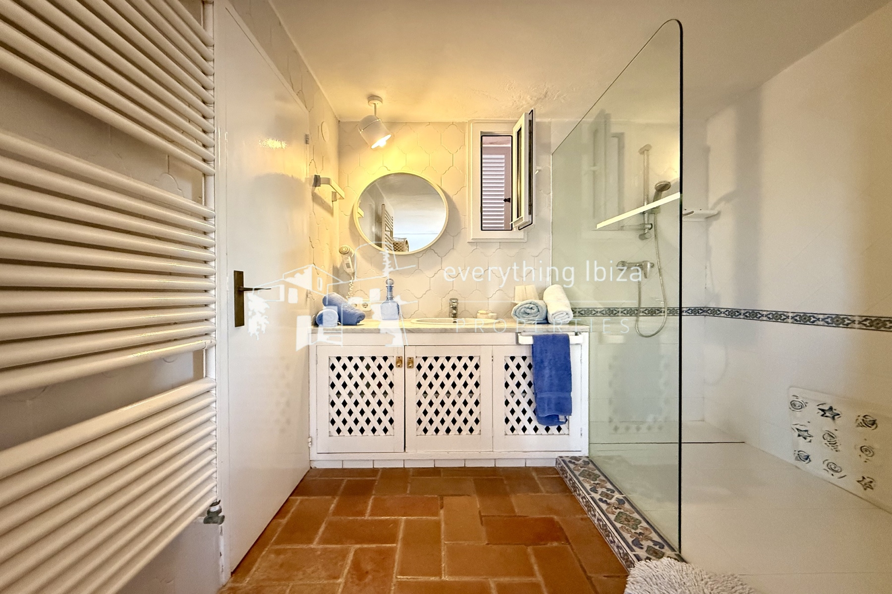 Two Charming Villas Close to the Beach with Private Pool and Stunning Panoramic Views by everything ibiza Properties - ref. 1871