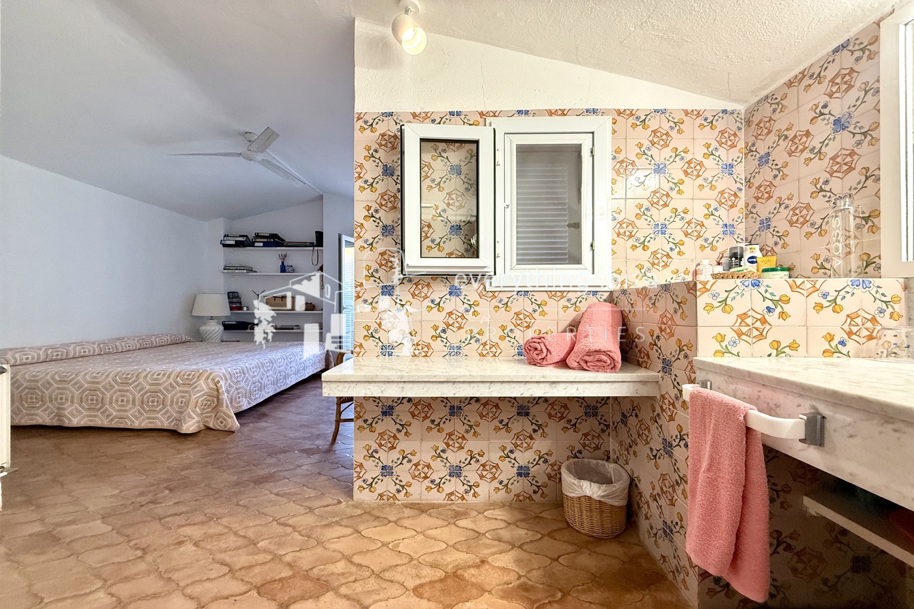 Two Charming Villas Close to the Beach with Private Pool and Stunning Panoramic Views by everything ibiza Properties - ref. 1871