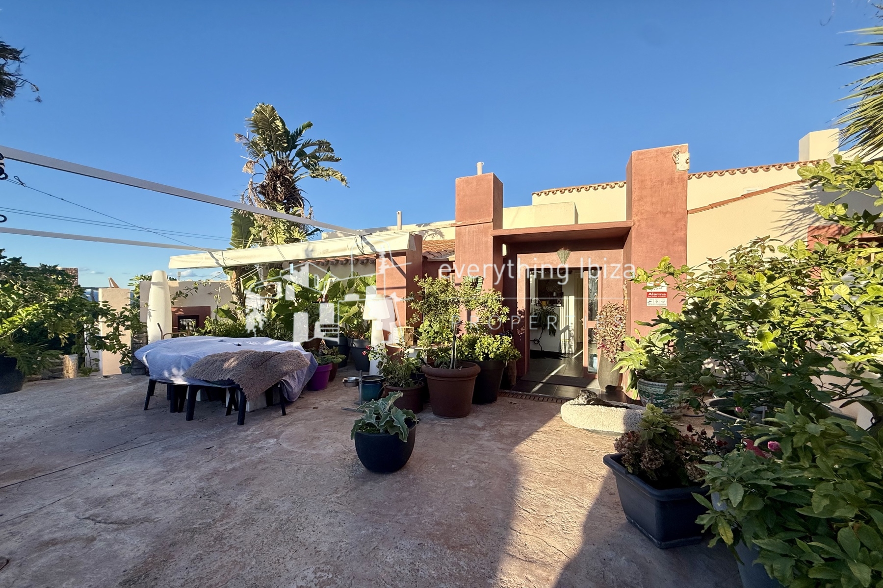 Two Charming Villas Close to the Beach with Private Pool and Stunning Panoramic Views by everything ibiza Properties - ref. 1871