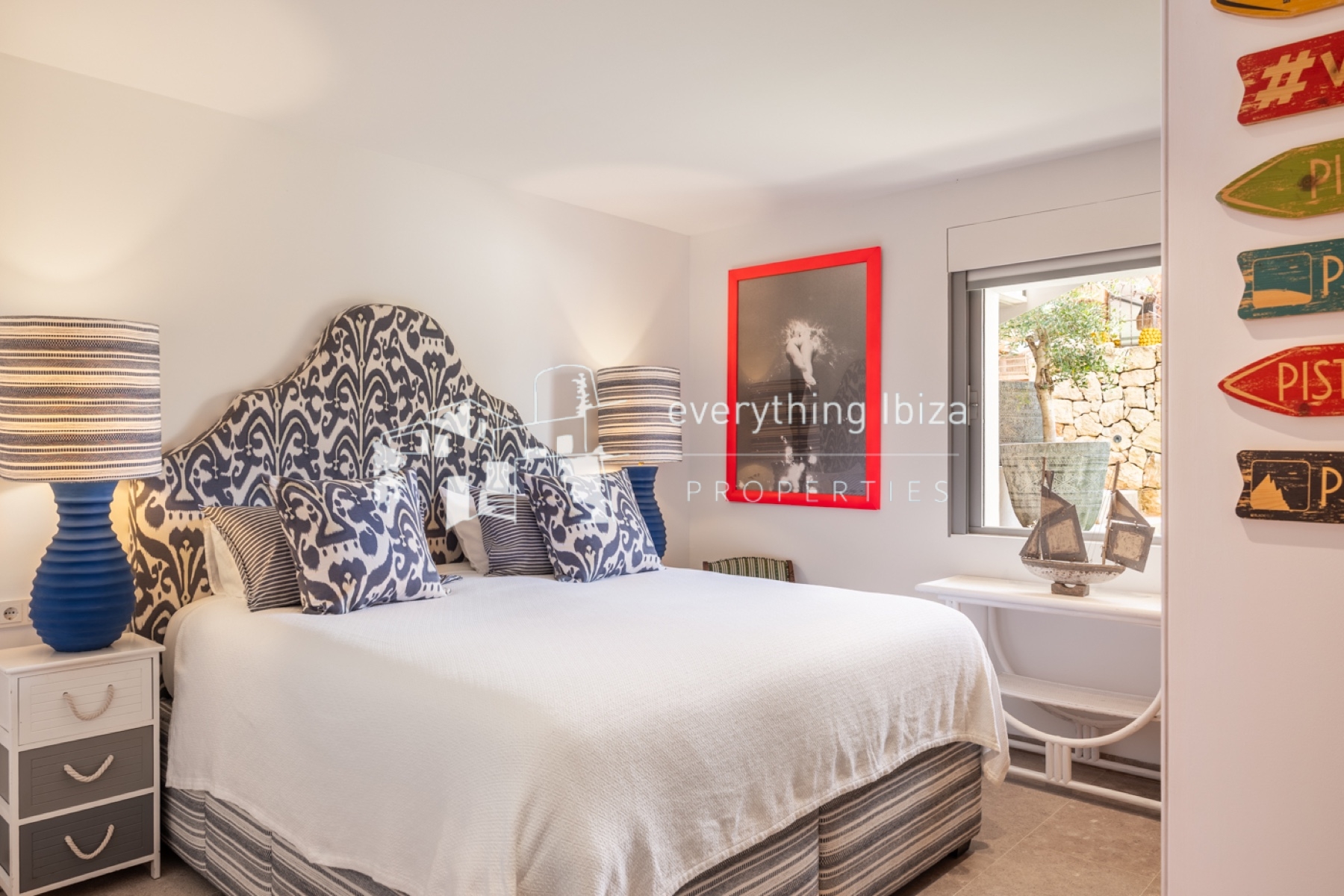 Luxury Mediterranean Villa Close to Amazing Beaches with Stunning Sea and Sunset Views by everything ibiza Properties - ref. 1872