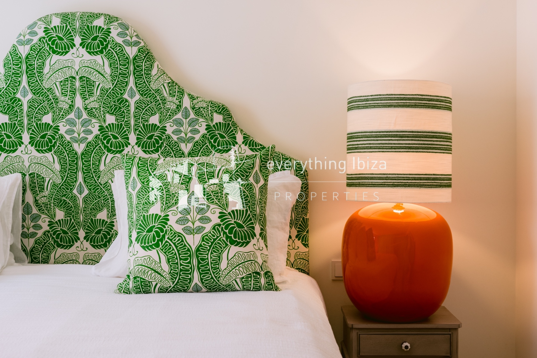 Luxury Mediterranean Villa Close to Amazing Beaches with Stunning Sea and Sunset Views by everything ibiza Properties - ref. 1872