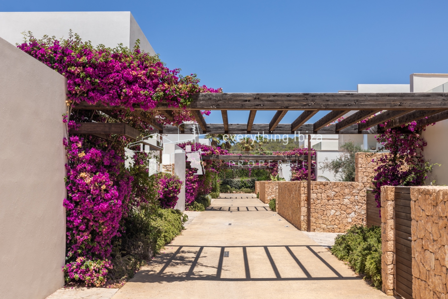 Luxury Mediterranean Villa Close to Amazing Beaches with Stunning Sea and Sunset Views by everything ibiza Properties - ref. 1872