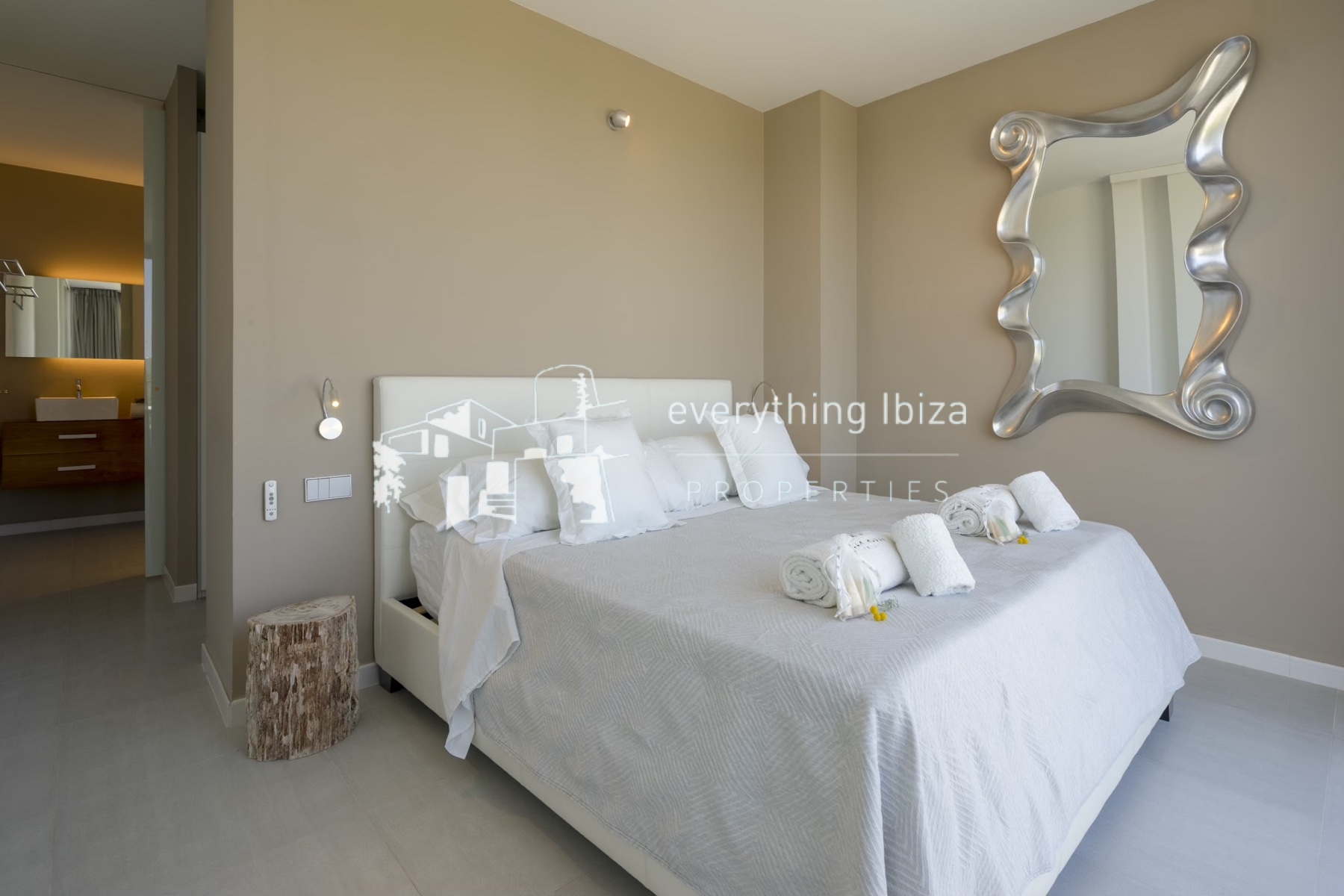 Contemporary Prestige Villa in Beautiful Benimussa Valley with Pool, Touristic License and Privacy - ref. 1866 - by everything ibiza Properties