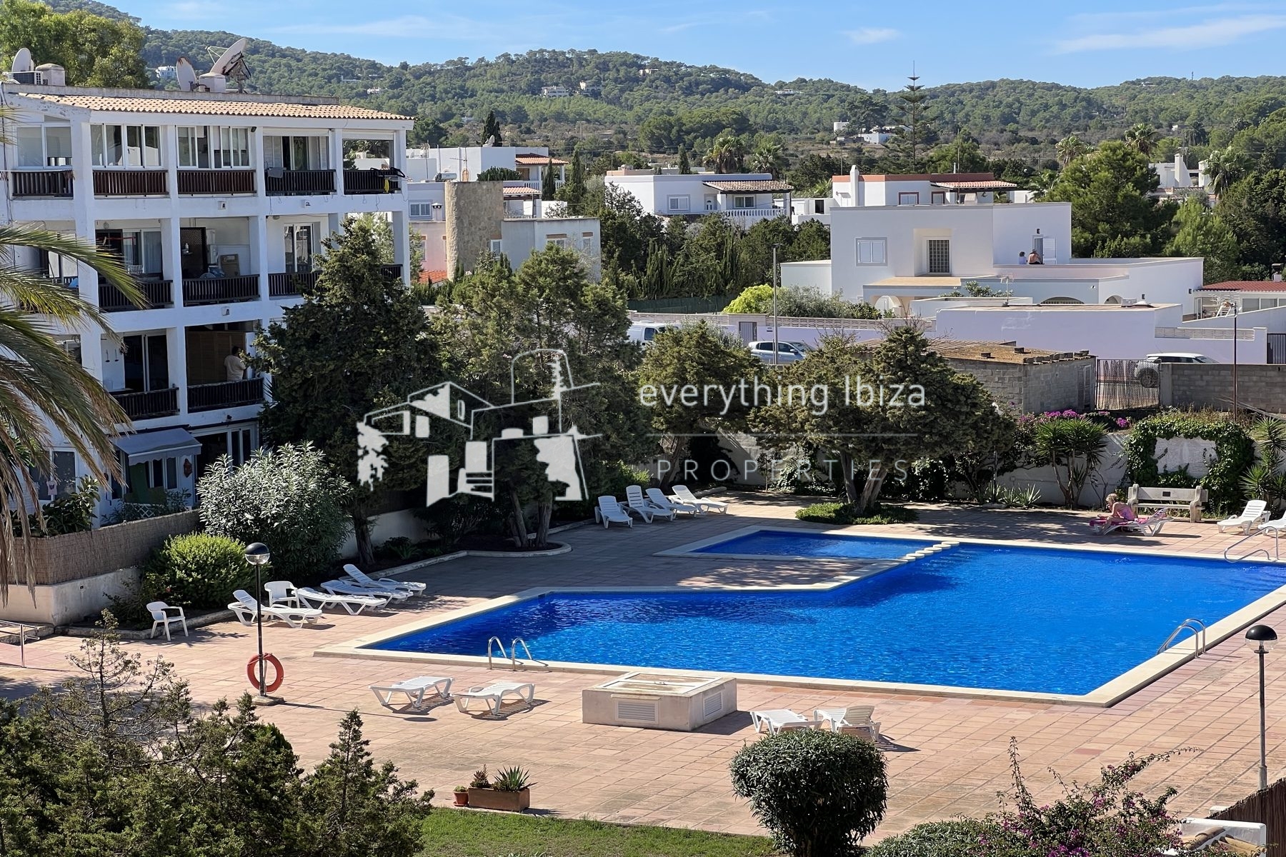 Cosy Homely Penthouse Apartment Close to the Nearby Beach with Sea and Coastal Views - ref. 1879 - by everything ibiza Properties