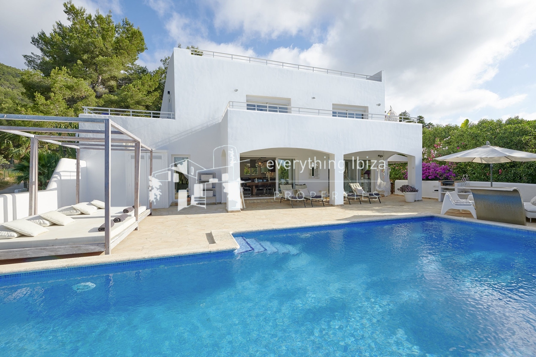 Elegant Modern Villa with Private Infinity Pool and Tourist License Close to Cosmopolitan Santa Eulalia - ref. 1880 - by everything ibiza Properties
