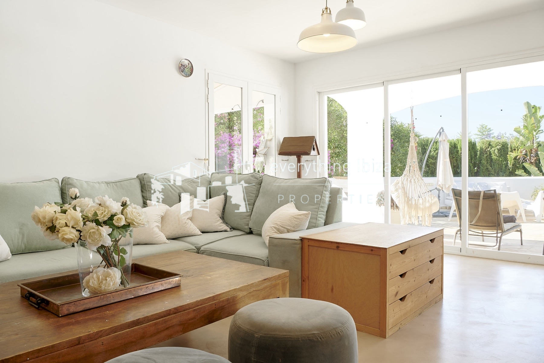 Elegant Modern Villa with Private Infinity Pool and Tourist License Close to Cosmopolitan Santa Eulalia - ref. 1880 - by everything ibiza Properties