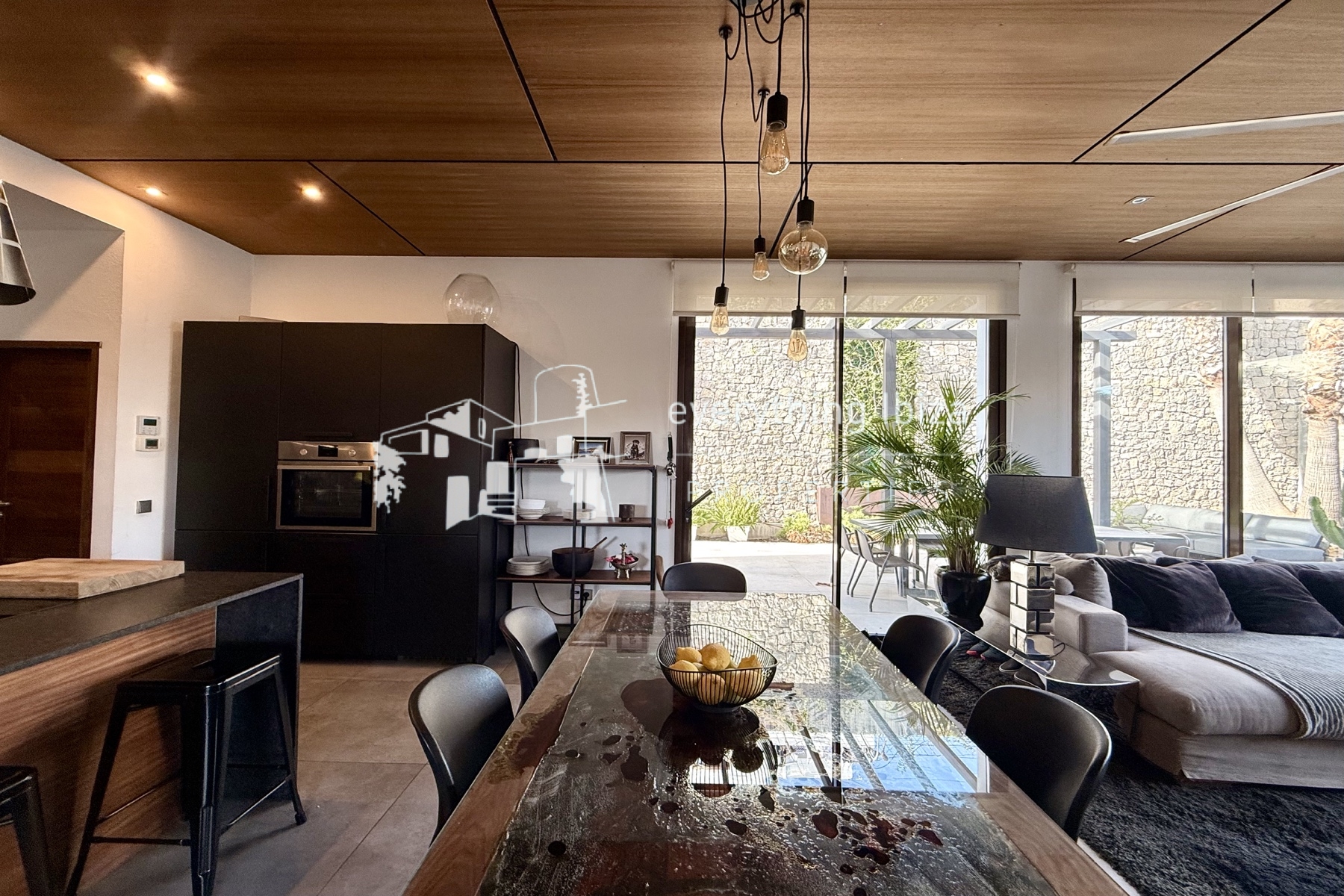 Super Ground Floor 3 Bed Apartment with Private Pool in Central San Jose Village by everything ibiza Properties - ref. 1881