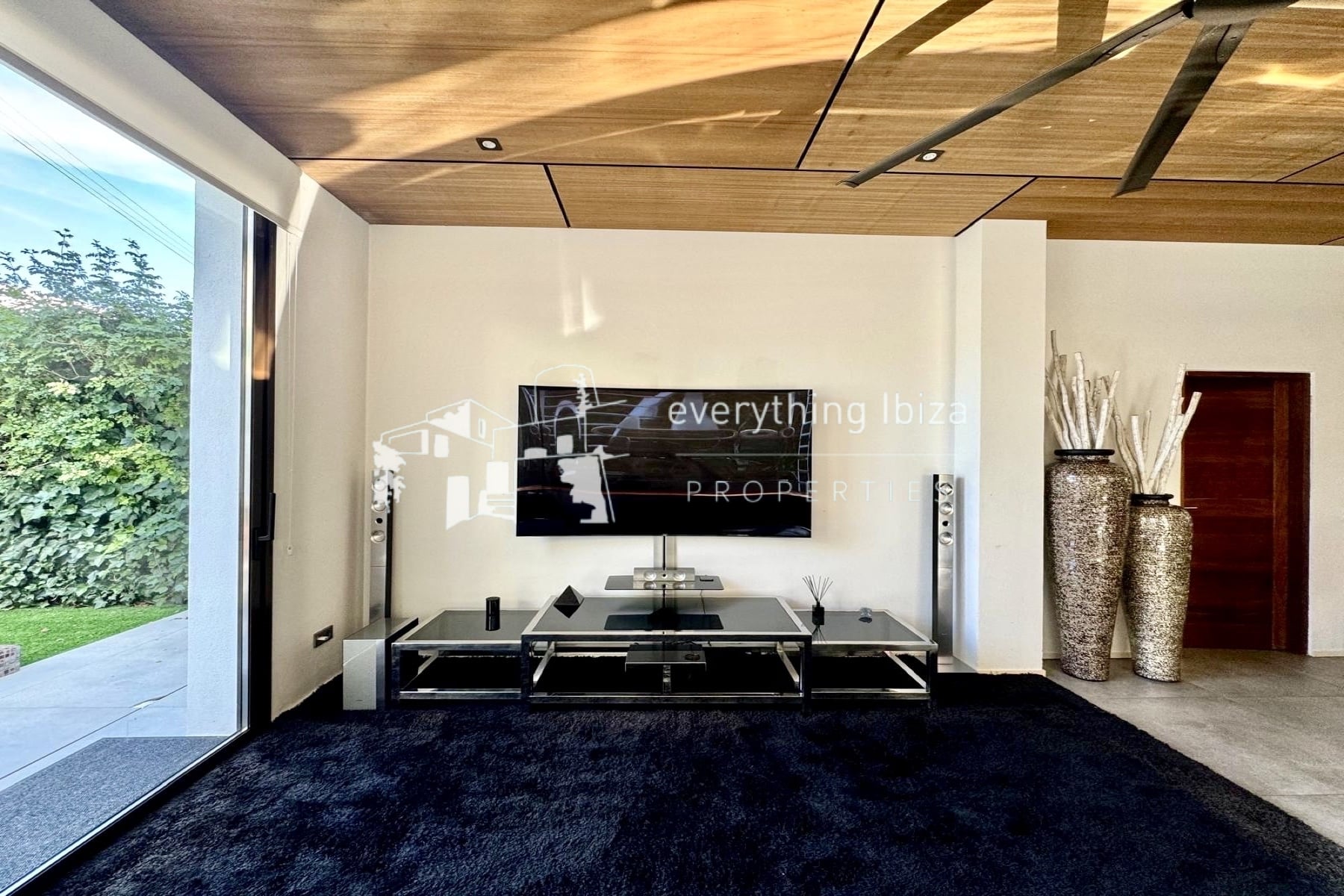 Super Ground Floor 3 Bed Apartment with Private Pool in Central San Jose Village by everything ibiza Properties - ref. 1881