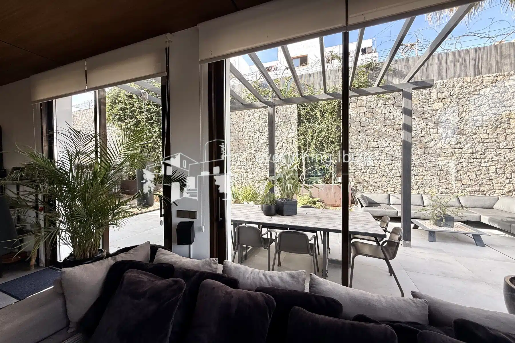 Super Ground Floor 3 Bed Apartment with Private Pool in Central San Jose Village by everything ibiza Properties - ref. 1881