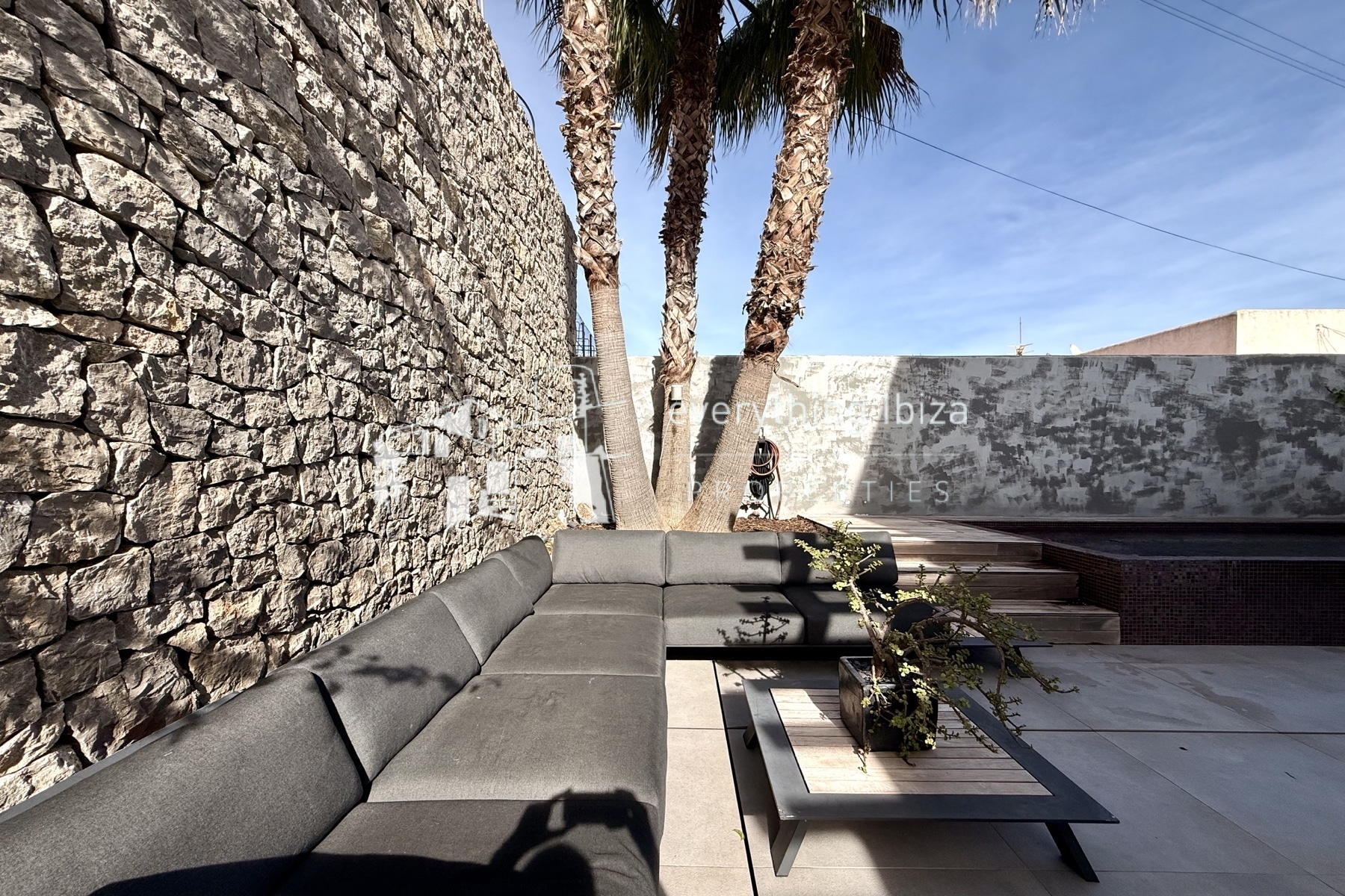 Super Ground Floor 3 Bed Apartment with Private Pool in Central San Jose Village by everything ibiza Properties - ref. 1881