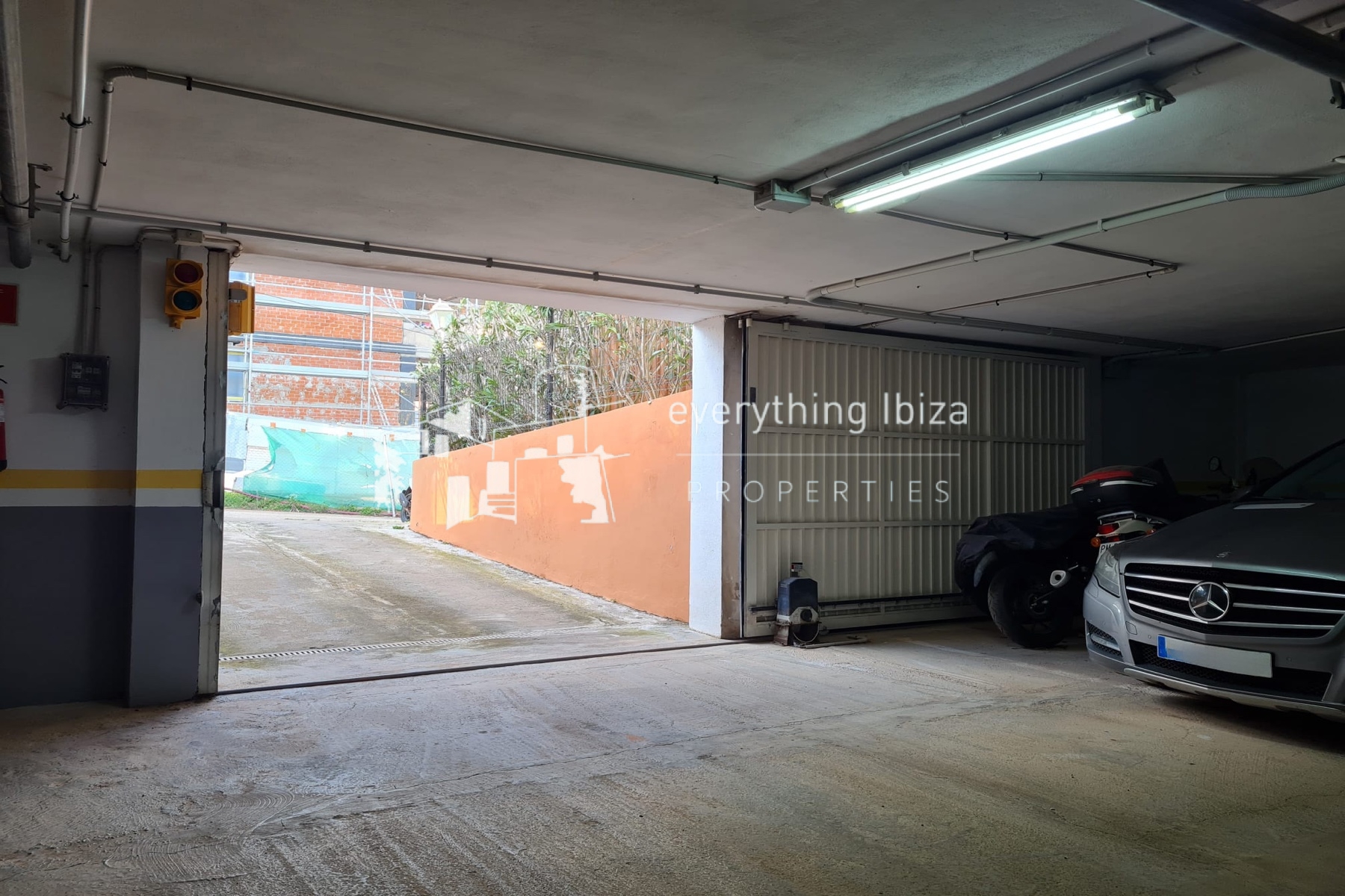 Modern 3 Bed Duplex Apartment Close to Stunning Nearby Beaches and San Carlos Village by everything ibiza Properties - ref. 1882