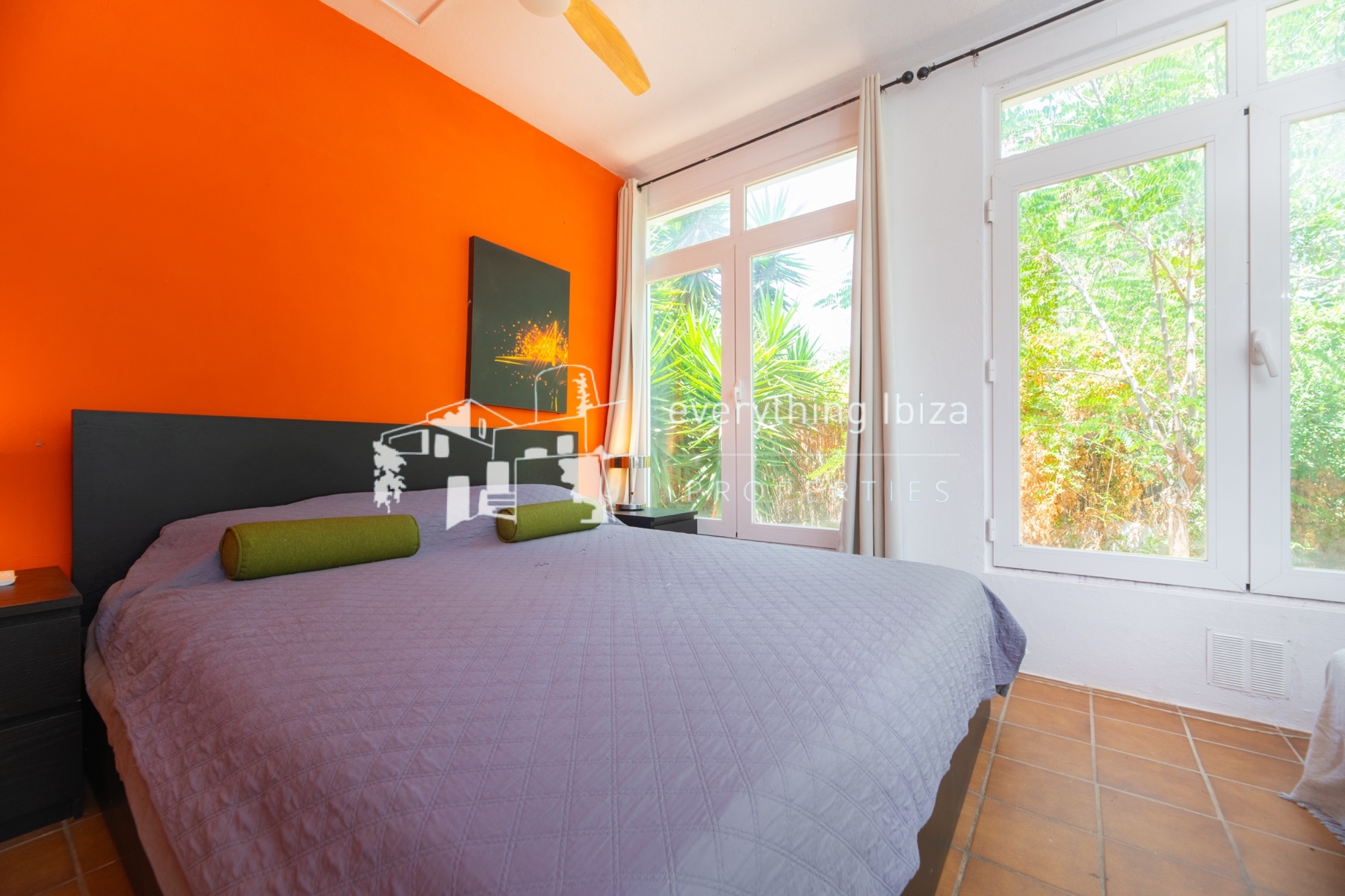 Traditional Charismatic Villa with Garden and Private Pool Set in the Benimussa Countryside - for sale by everything ibiza Properties - ref. 1885