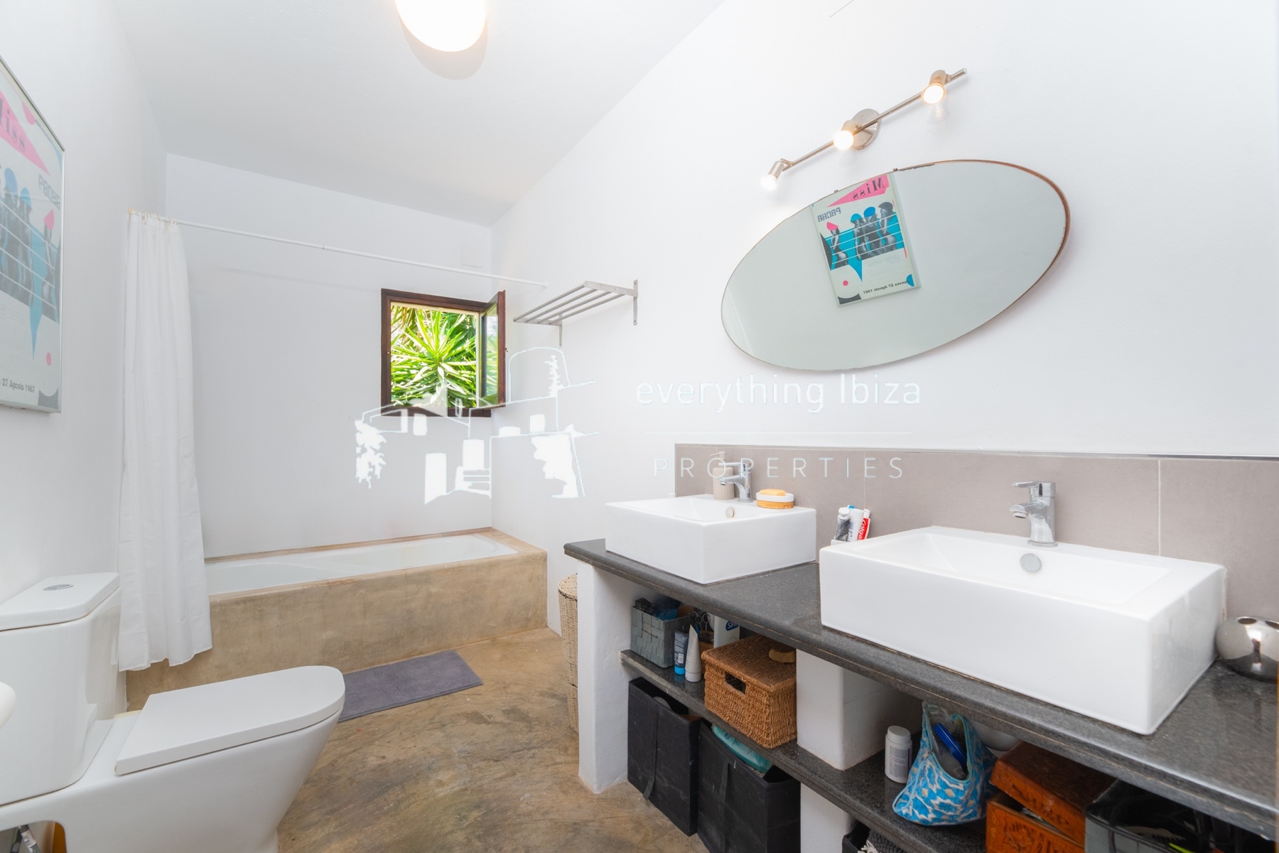 Traditional Charismatic Villa with Garden and Private Pool Set in the Benimussa Countryside - for sale by everything ibiza Properties - ref. 1885