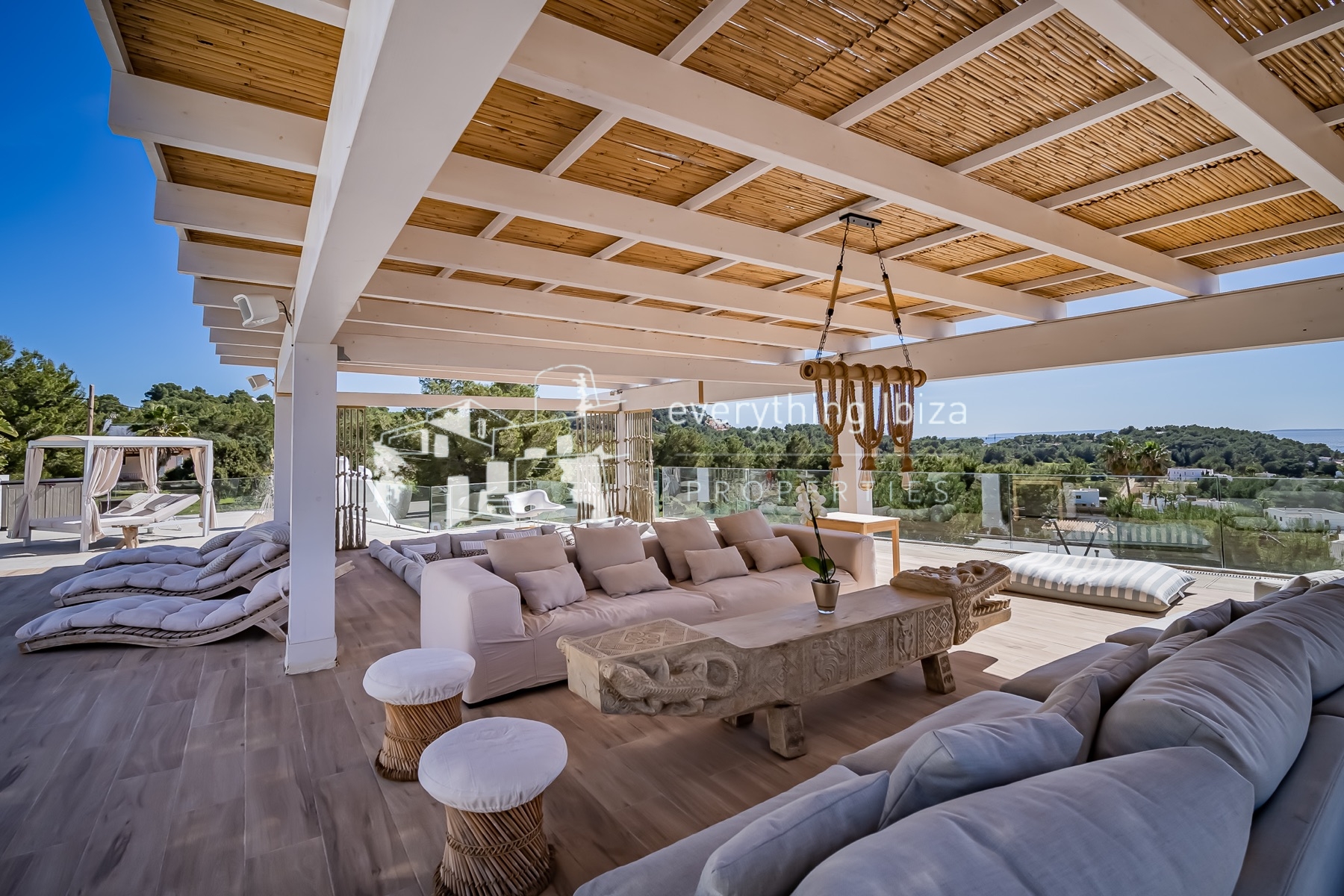 Exceptional Luxury Private Residence with Panoramic Views, Super Sports & Wellness Facilities - for sale by everything ibiza Properties - ref. 1884