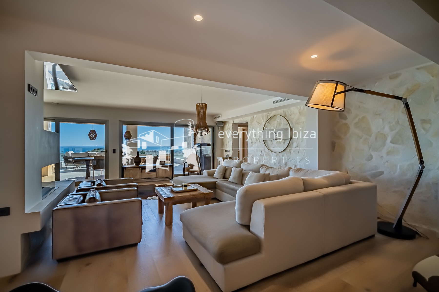 Exceptional Luxury Private Residence with Panoramic Views, Super Sports & Wellness Facilities - for sale by everything ibiza Properties - ref. 1884