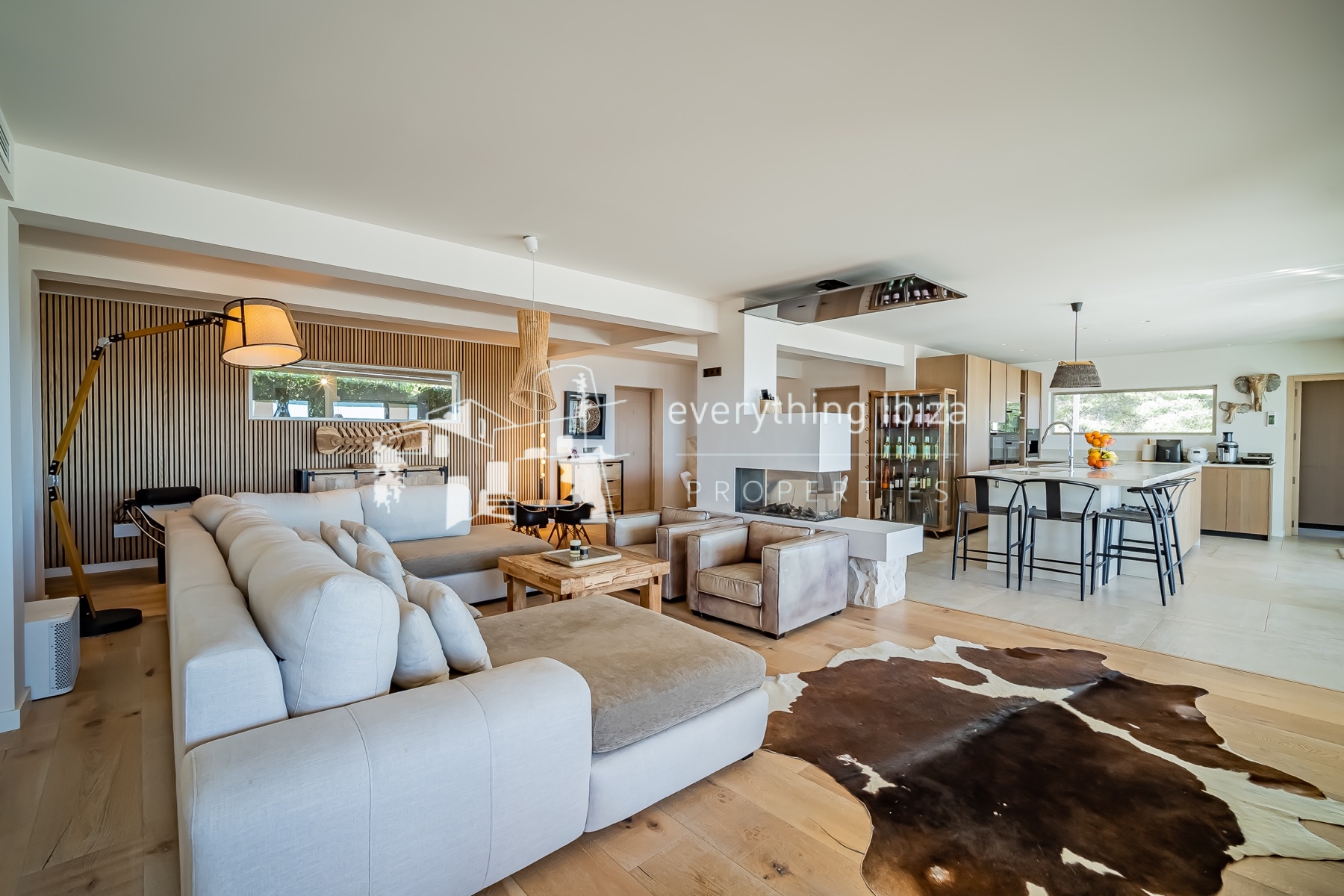 Exceptional Luxury Private Residence with Panoramic Views, Super Sports & Wellness Facilities - for sale by everything ibiza Properties - ref. 1884