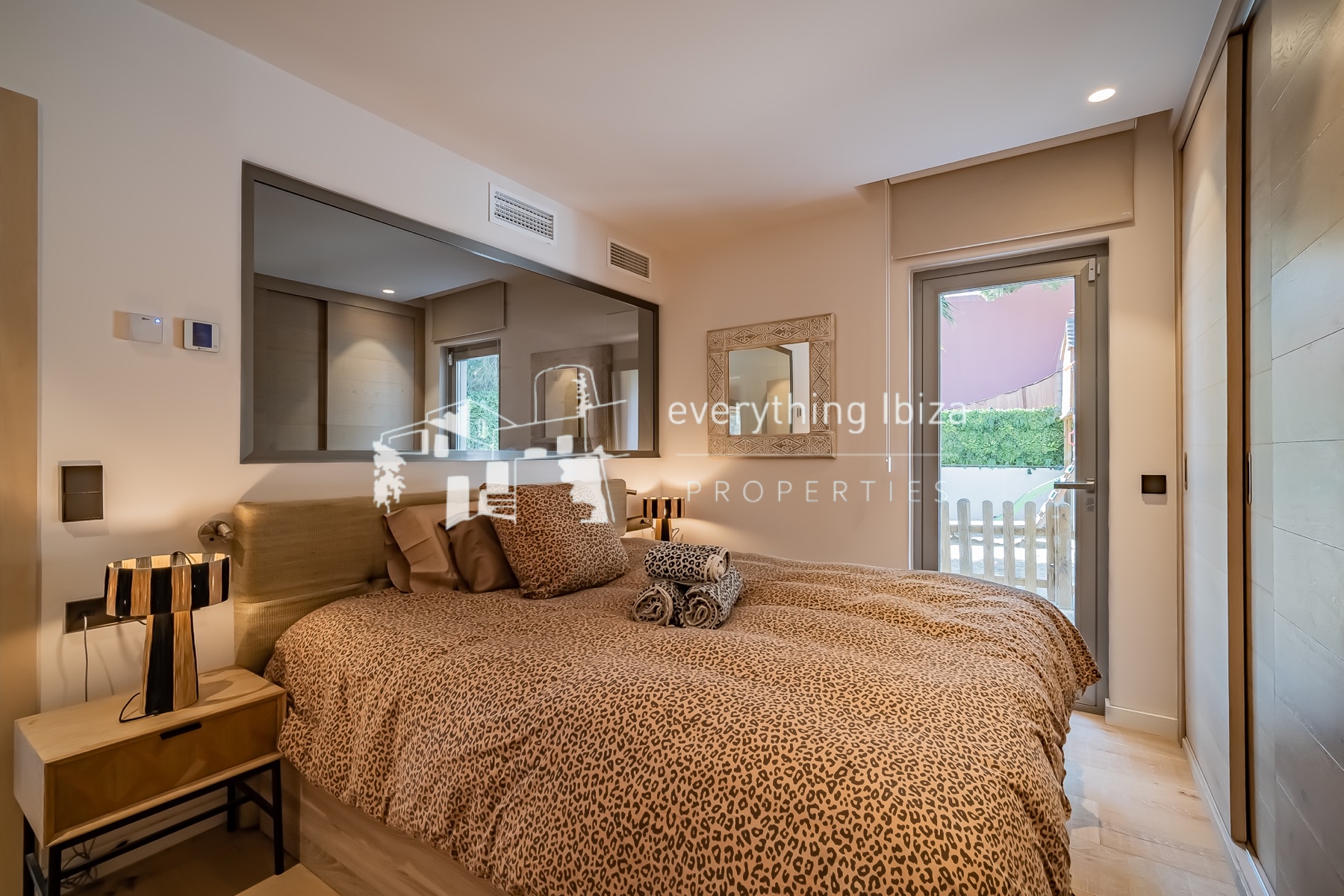 Exceptional Luxury Private Residence with Panoramic Views, Super Sports & Wellness Facilities - for sale by everything ibiza Properties - ref. 1884