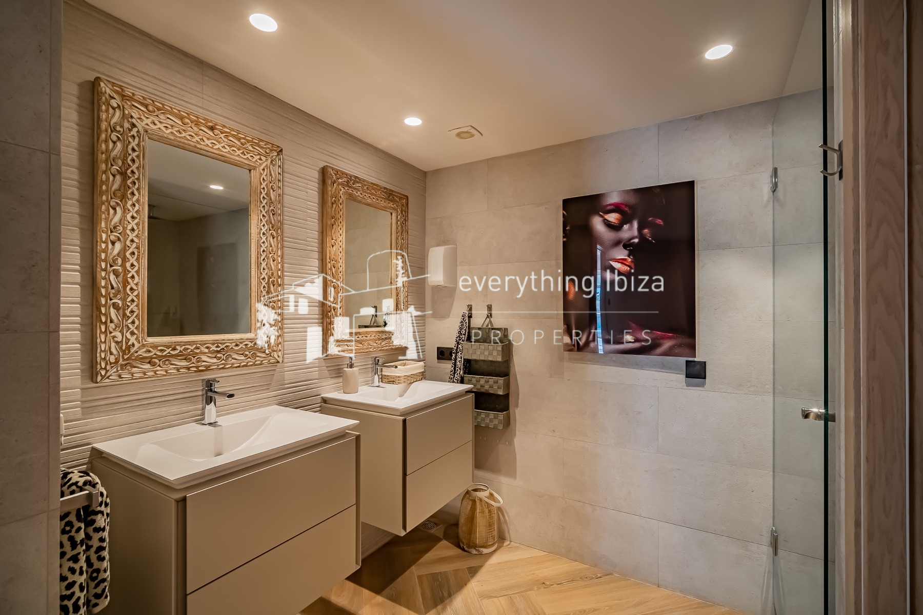 Exceptional Luxury Private Residence with Panoramic Views, Super Sports & Wellness Facilities - for sale by everything ibiza Properties - ref. 1884