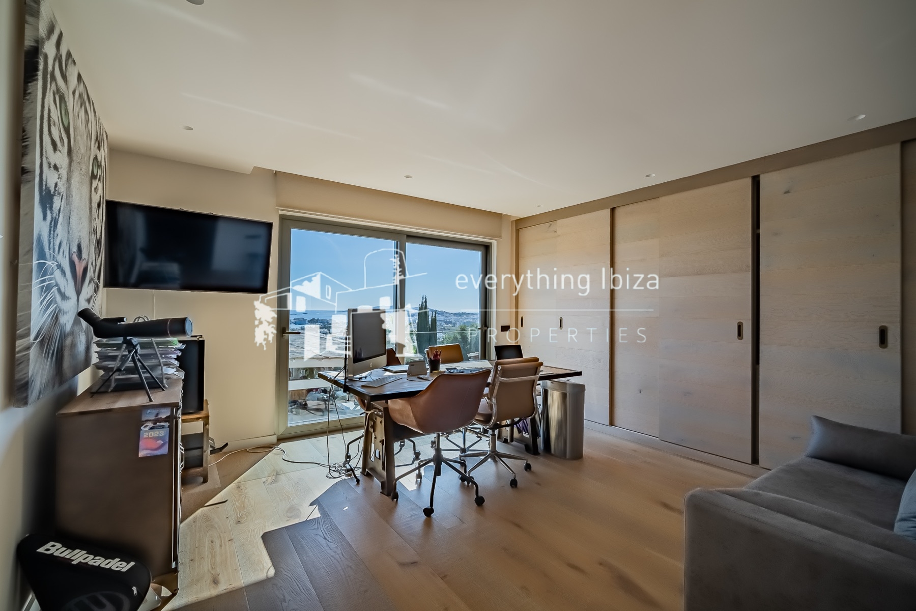 Exceptional Luxury Private Residence with Panoramic Views, Super Sports & Wellness Facilities - for sale by everything ibiza Properties - ref. 1884