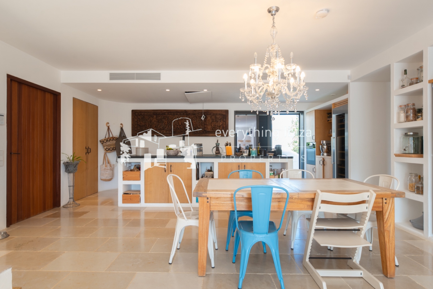 Impressive Mediterranean Villa with Super Views and Walking Distance to the Beach - for sale by everything ibiza Properties - ref. 1887