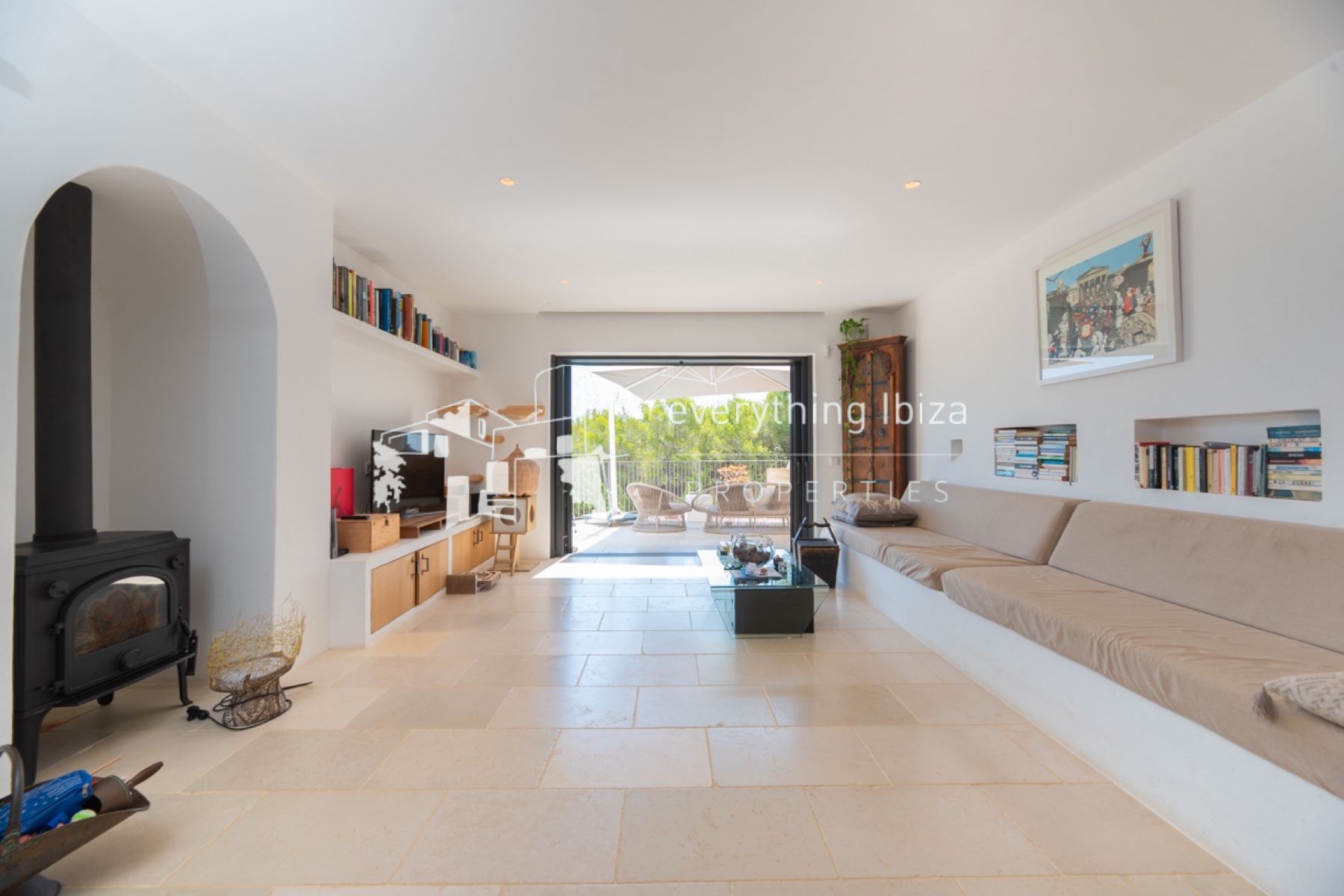 Impressive Mediterranean Villa with Super Views and Walking Distance to the Beach - for sale by everything ibiza Properties - ref. 1887