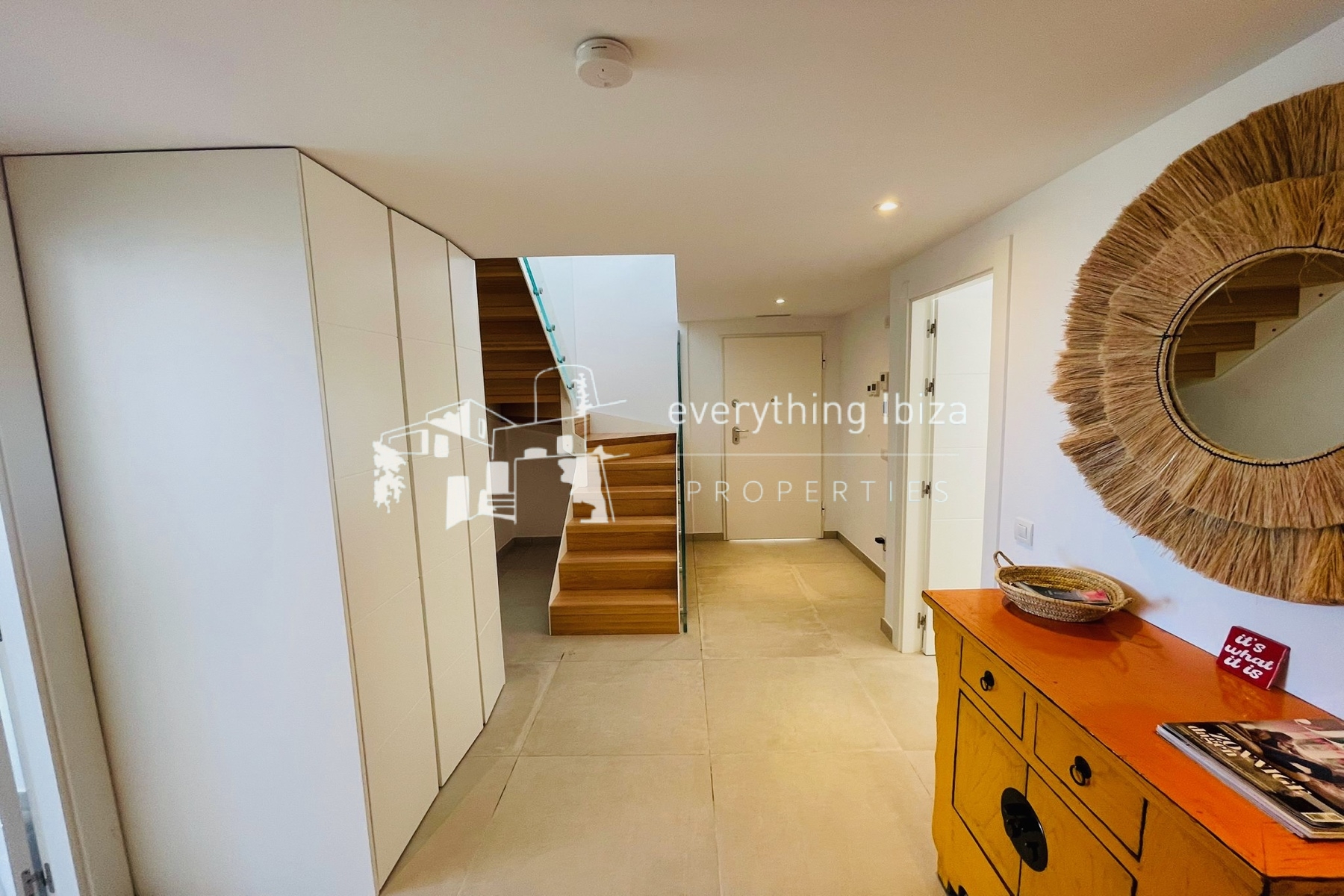 Luxury Penthouse Duplex Apartment Nearby to the Beach with Stunning Sea and Sunset Views - for sale by everything ibiza Properties - ref. 1891