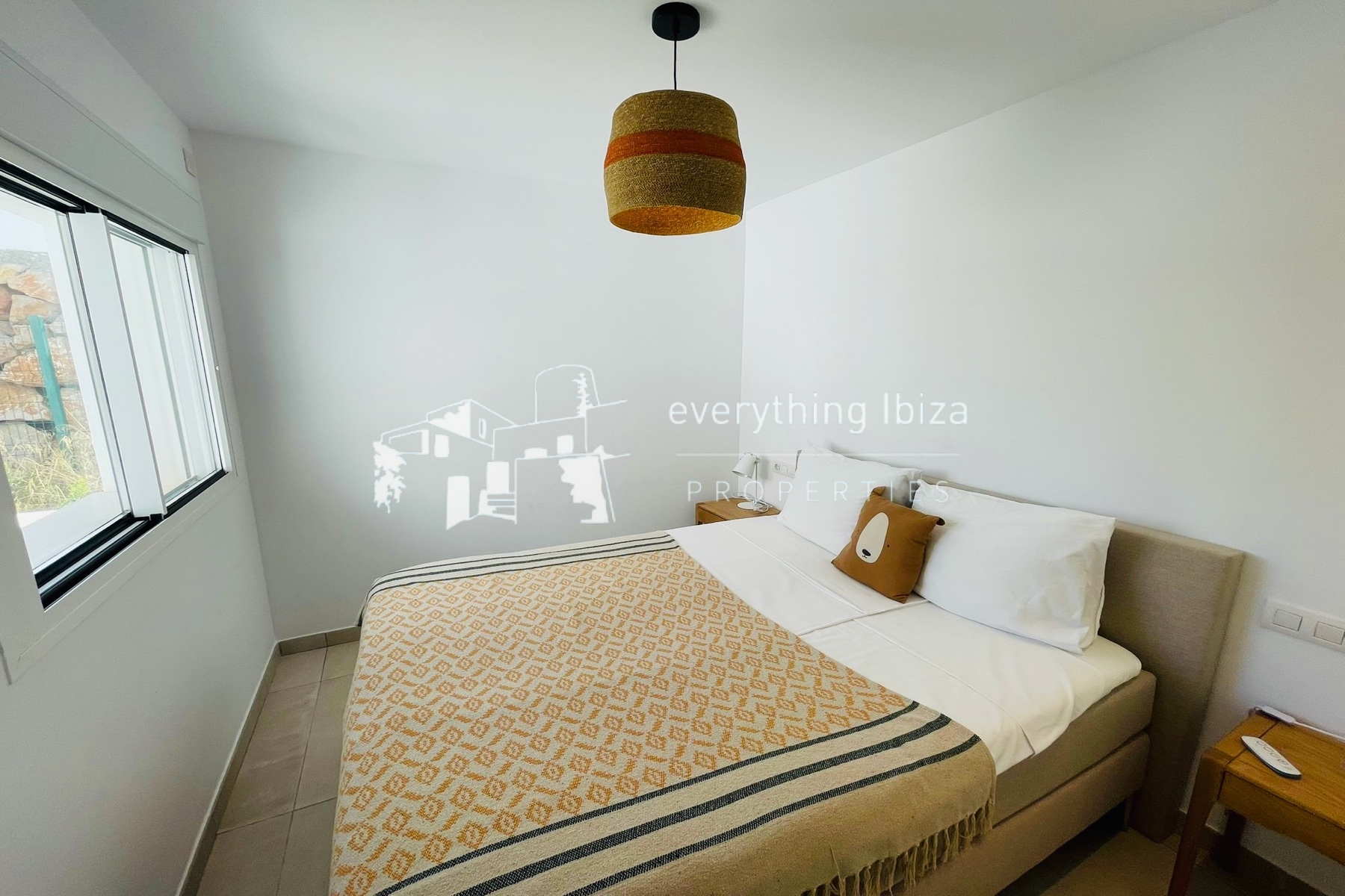 Luxury Penthouse Duplex Apartment Nearby to the Beach with Stunning Sea and Sunset Views - for sale by everything ibiza Properties - ref. 1891