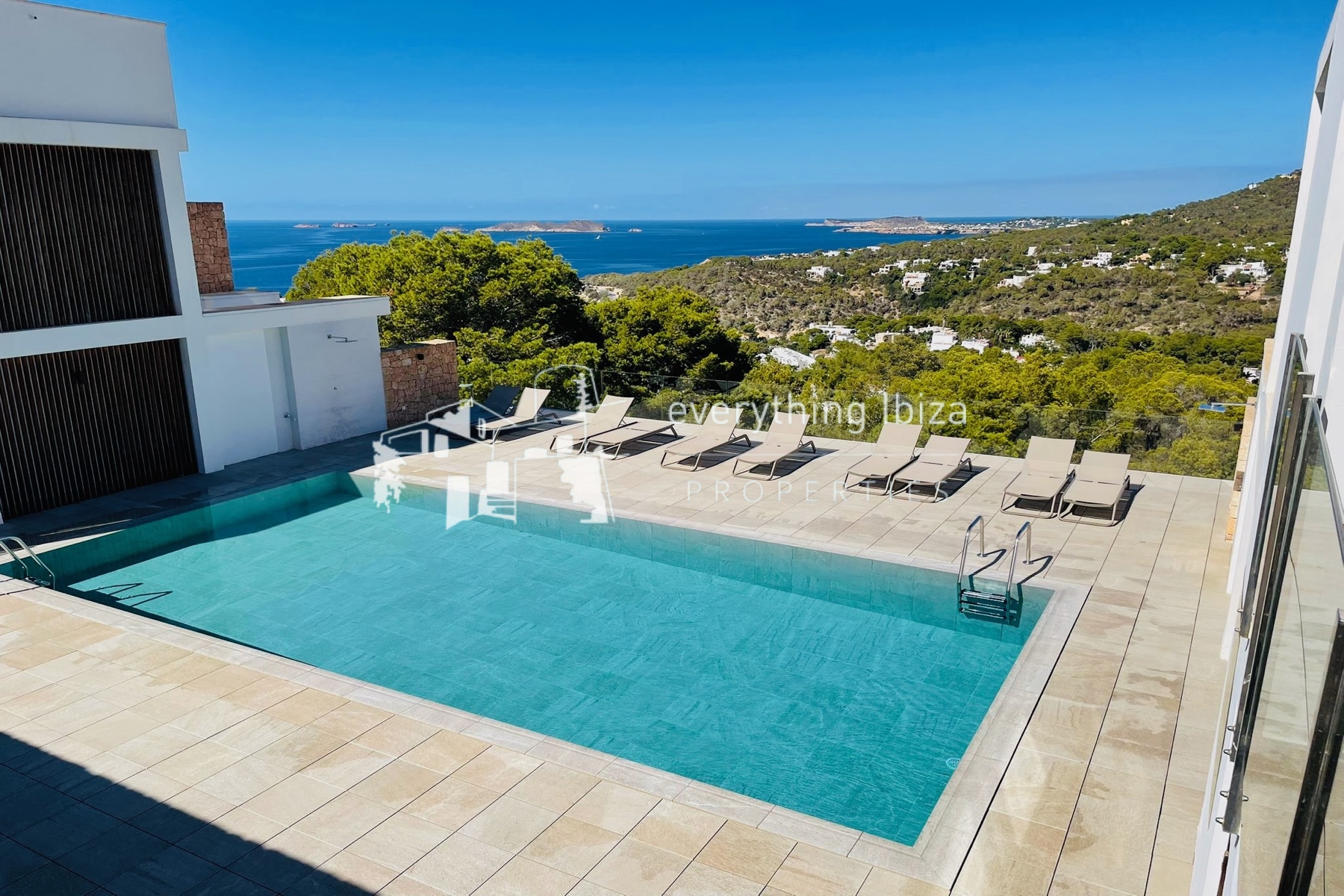Luxury Penthouse Duplex Apartment Nearby to the Beach with Stunning Sea and Sunset Views - for sale by everything ibiza Properties - ref. 1891