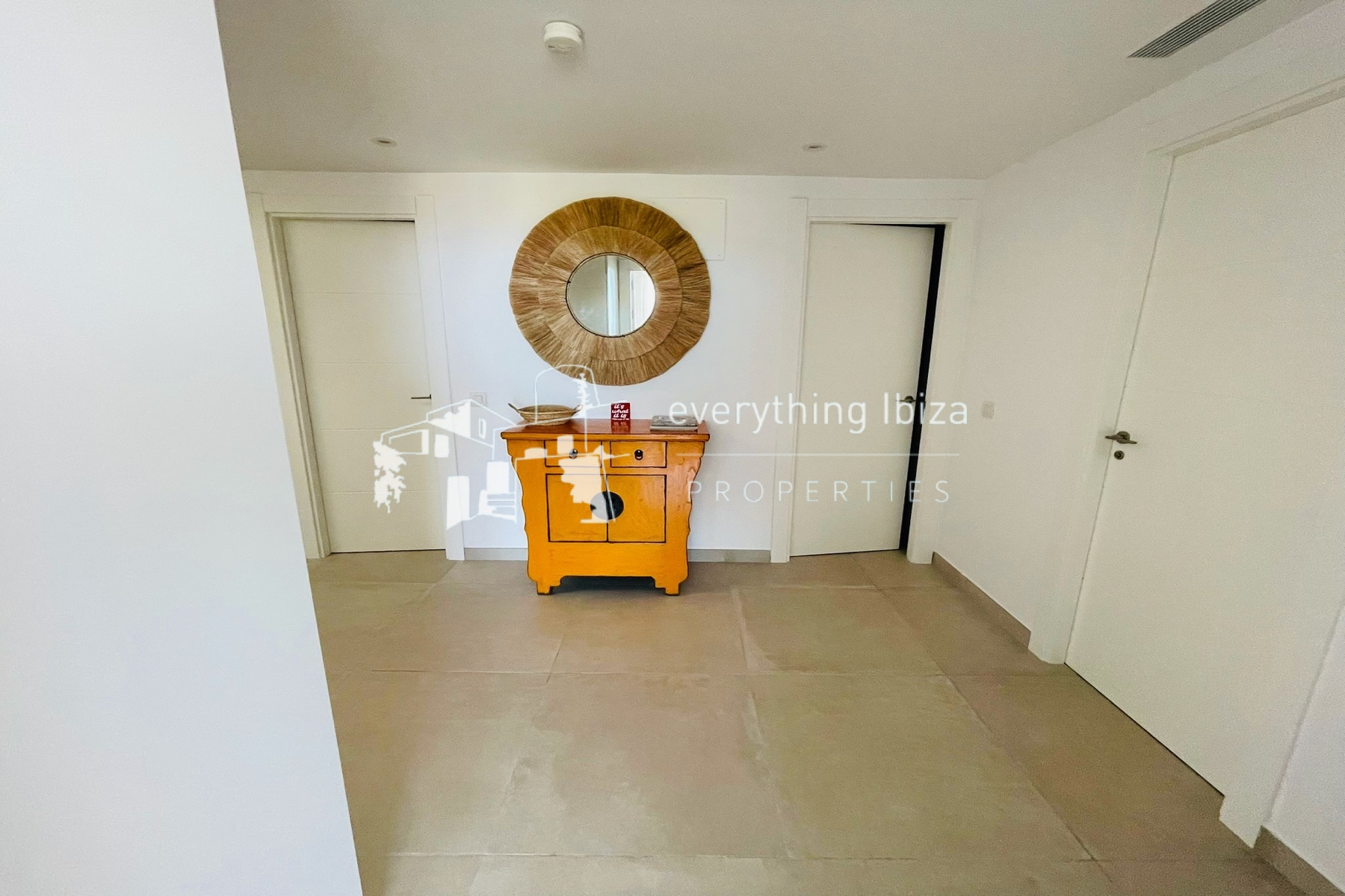 Luxury Penthouse Duplex Apartment Nearby to the Beach with Stunning Sea and Sunset Views - for sale by everything ibiza Properties - ref. 1891