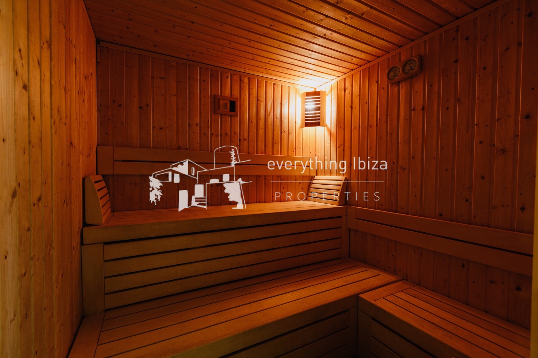 Luxury Penthouse Duplex Apartment Nearby to the Beach with Stunning Sea and Sunset Views - for sale by everything ibiza Properties - ref. 1891