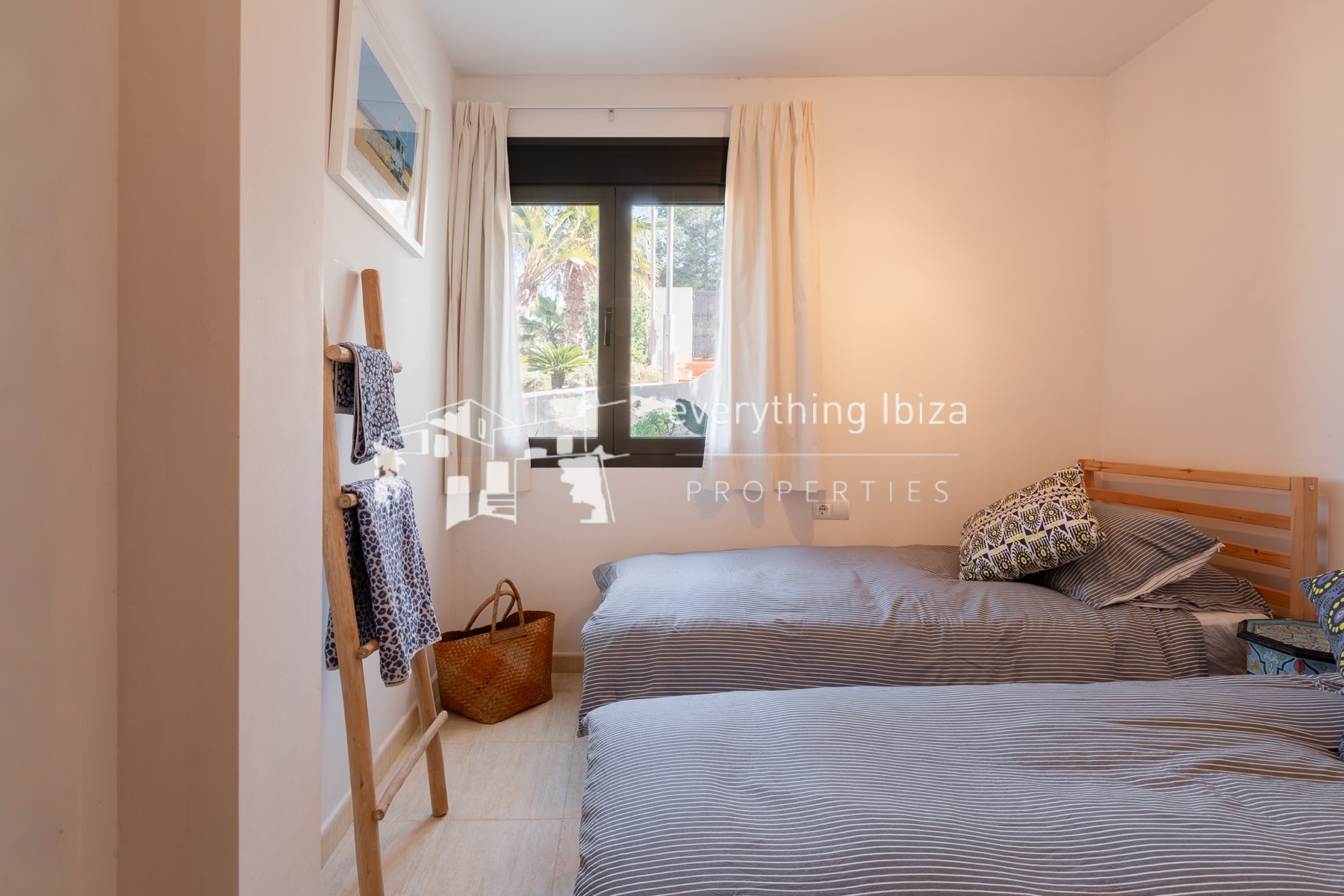 Ground Floor Corner Apartment with Contemporary Bohemium Charm Close to the Nearby Beach - for sale by everything ibiza Properties - ref. 1894