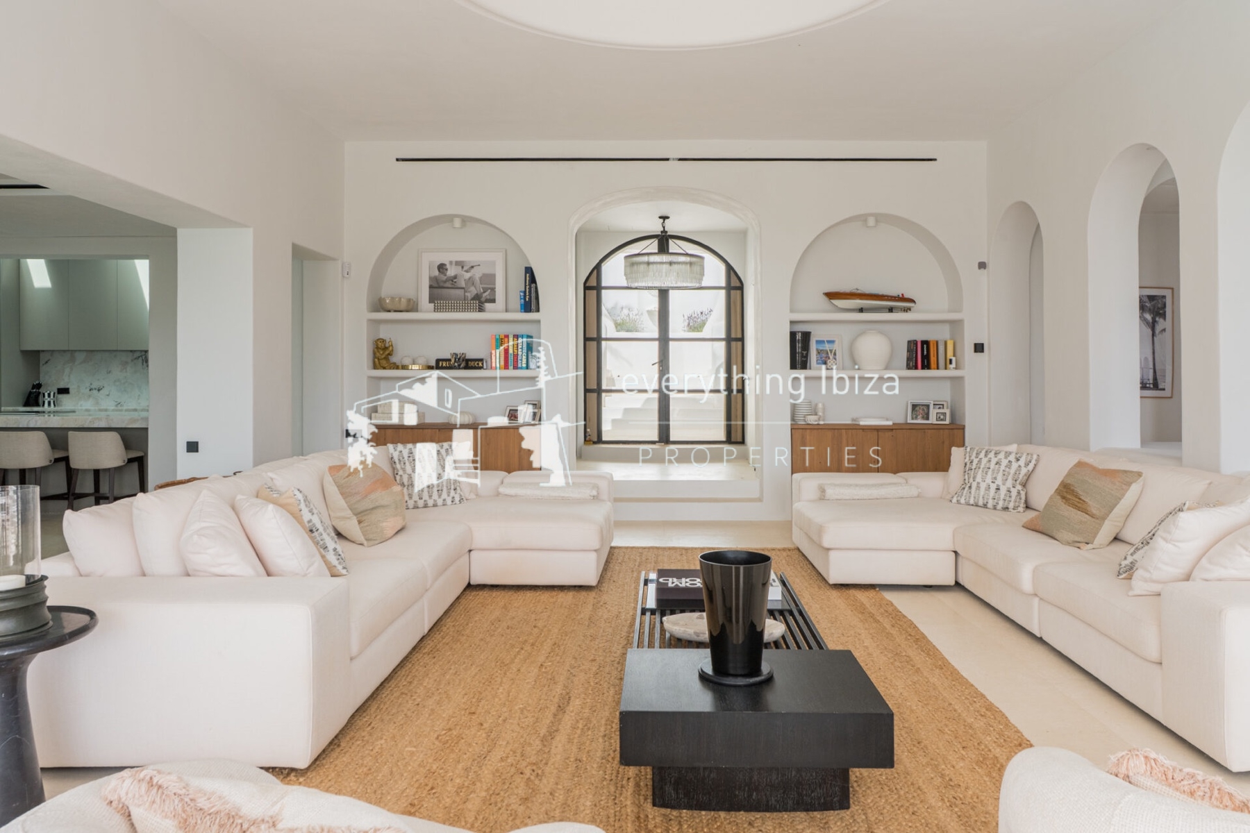 Magnificent Luxury Villa Set in a Stunning Large Private Estate with Amazing Sea and Sunset Views - for sale by everything ibiza Properties - ref. 1895