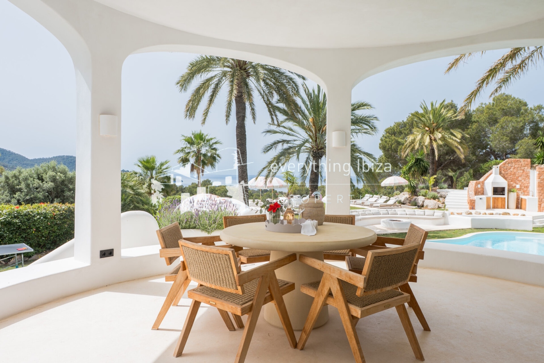 Magnificent Luxury Villa Set in a Stunning Large Private Estate with Amazing Sea and Sunset Views - for sale by everything ibiza Properties - ref. 1895