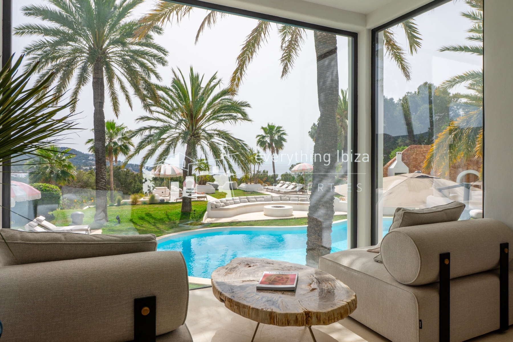 Magnificent Luxury Villa Set in a Stunning Large Private Estate with Amazing Sea and Sunset Views - for sale by everything ibiza Properties - ref. 1895