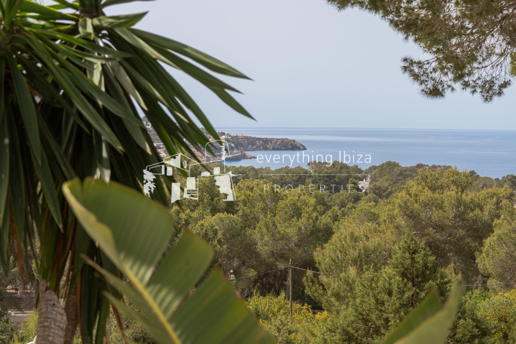 Magnificent Luxury Villa Set in a Stunning Large Private Estate with Amazing Sea and Sunset Views - for sale by everything ibiza Properties - ref. 1895